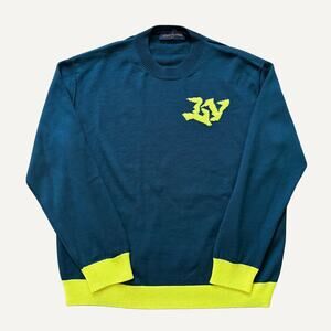 Size XL - Louis Vuitton Men's LV Logo Signature Crewneck